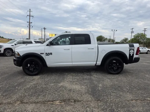 More photos of 2019 RAM 1500 CLASSIC SLT at Williams Group Auto, TX