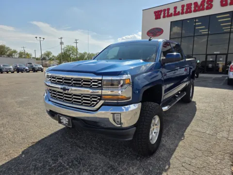 Another view of 2018 CHEVROLET SILVERADO 1500 LT for sale in Abilene, TX at Williams Group Auto