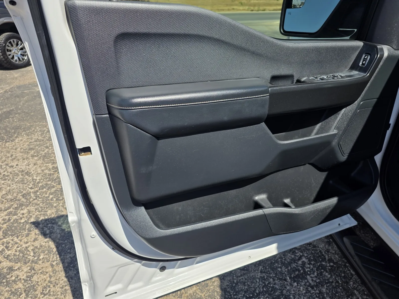 Ford F-150 photo 10