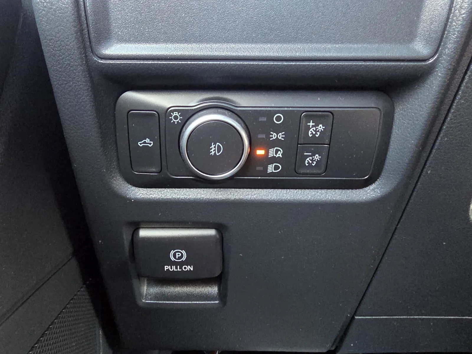 Ford F-150 photo 23