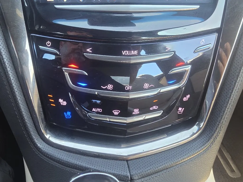 Cadillac CTS photo 20