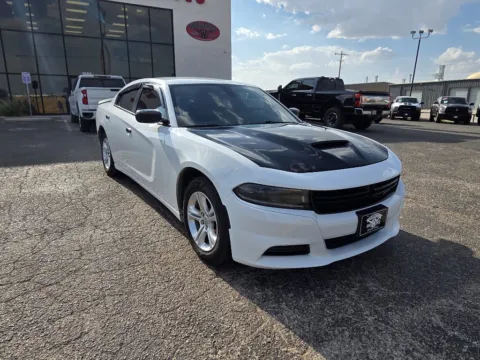 White 2022 DODGE CHARGER SXT for sale in Abilene, TX