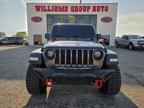 Photos of 2018 JEEP WRANGLER UNLIMI SPORT for sale in Abilene, TX at Williams Group Auto
