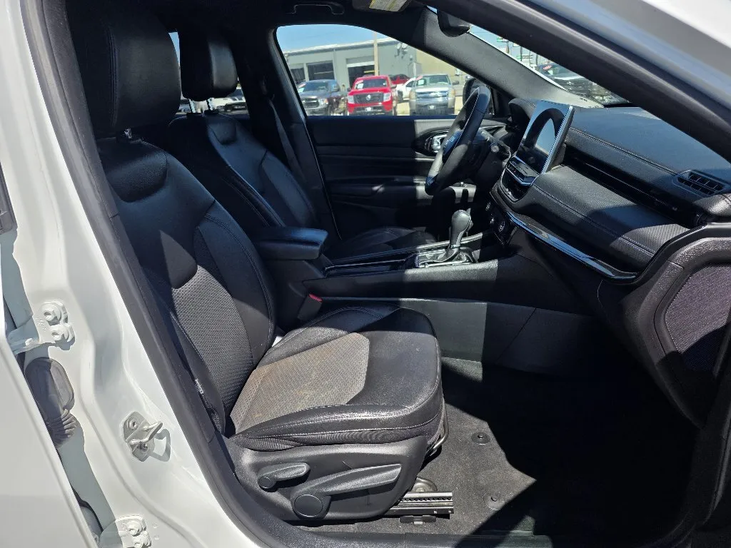 Jeep Compass photo 17