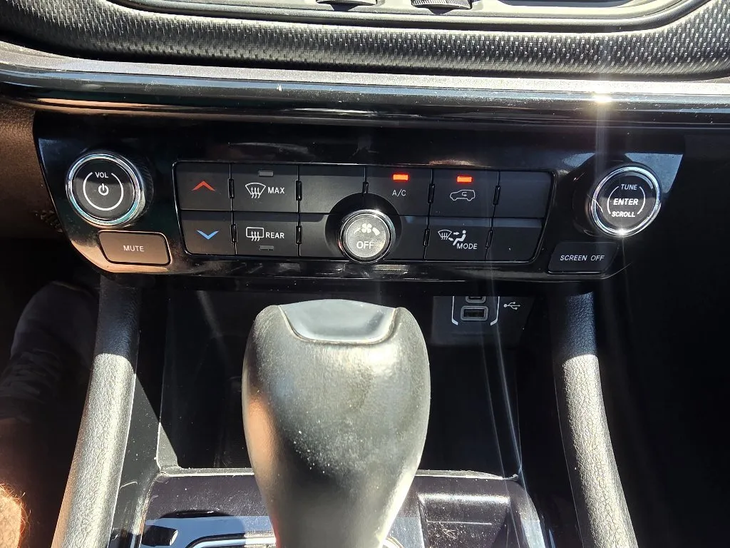 Jeep Compass photo 20