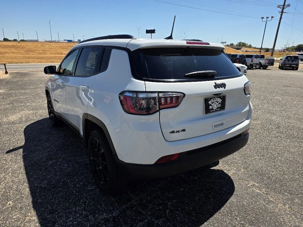 Jeep Compass photo 5