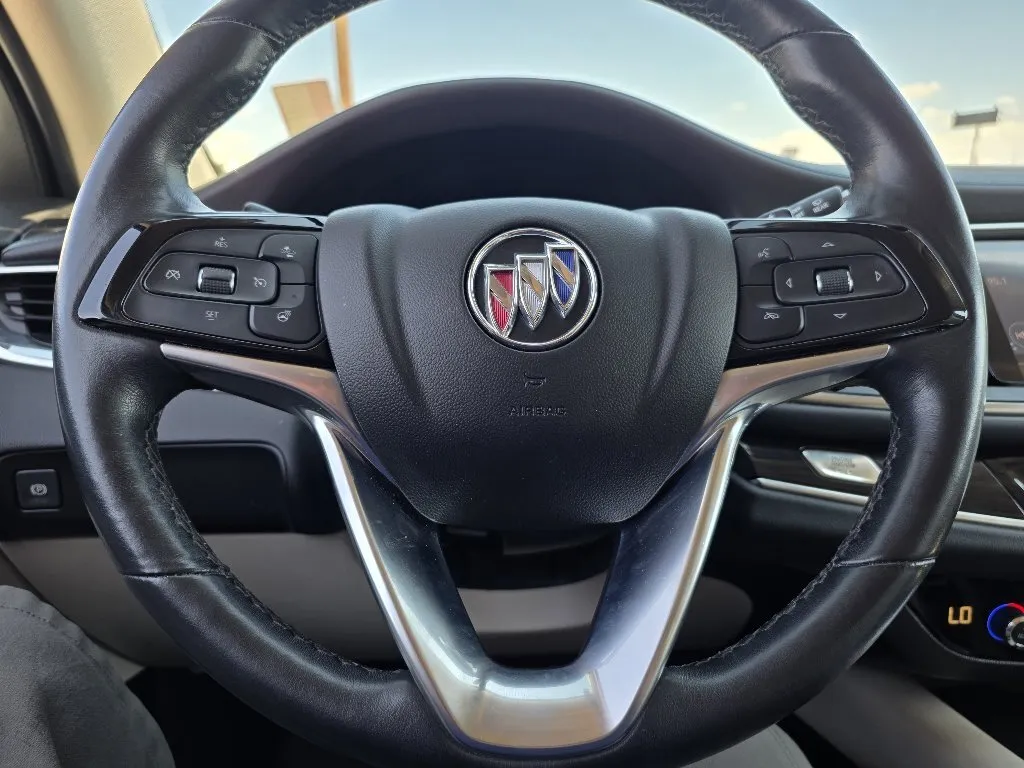 Buick Enclave photo 25