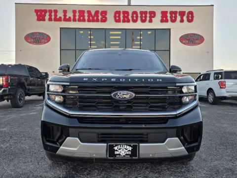 Photos of 2025 FORD EXPEDITION MAX PLATINUM for sale in Abilene, TX at Williams Group Auto