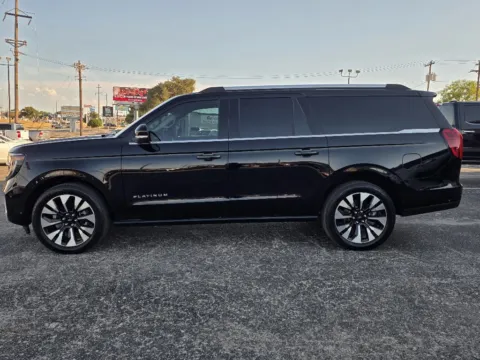 More photos of 2025 FORD EXPEDITION MAX PLATINUM at Williams Group Auto, TX