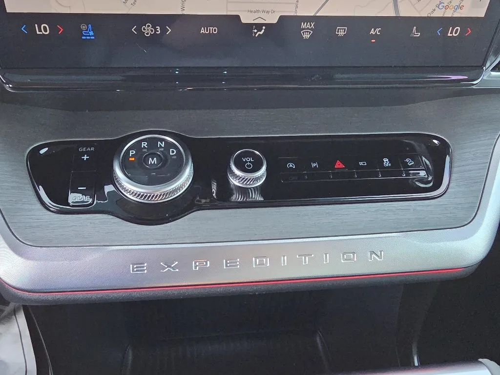 Ford Expedition photo 22