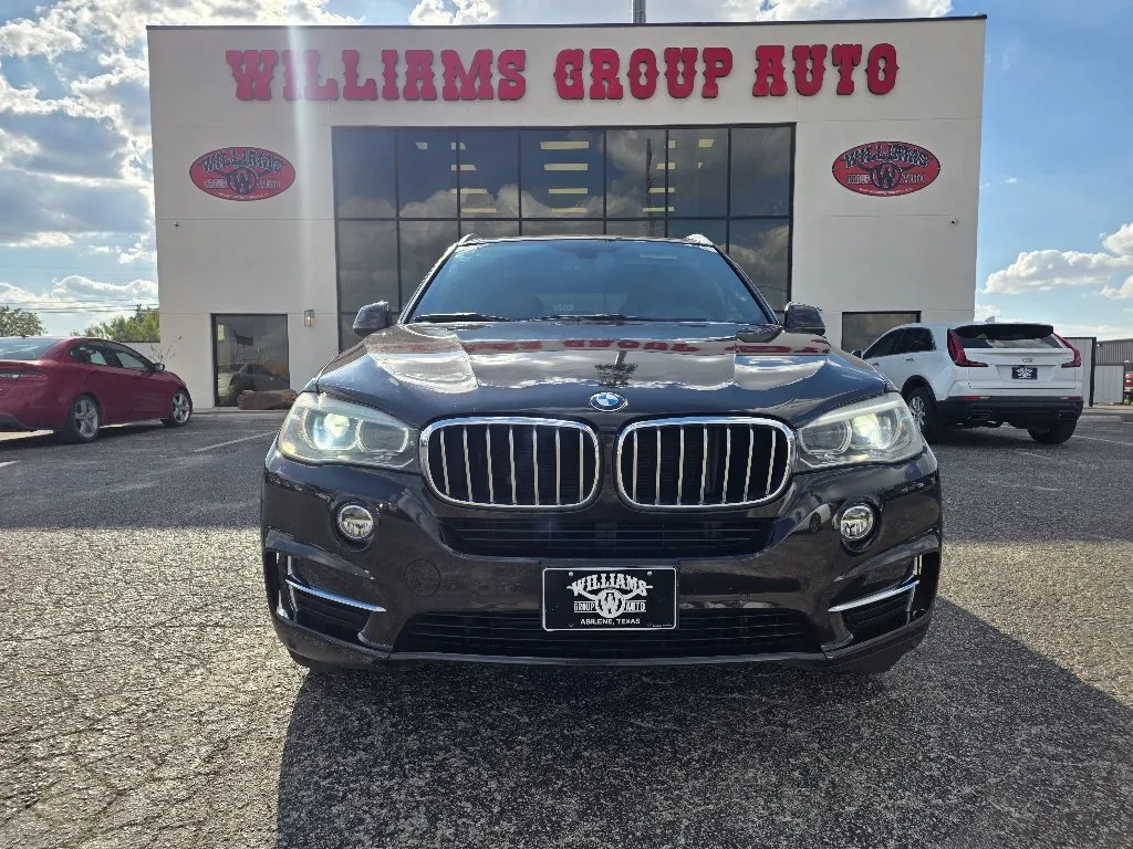 BMW X5 photo 2