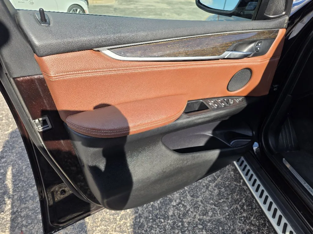 BMW X5 photo 10