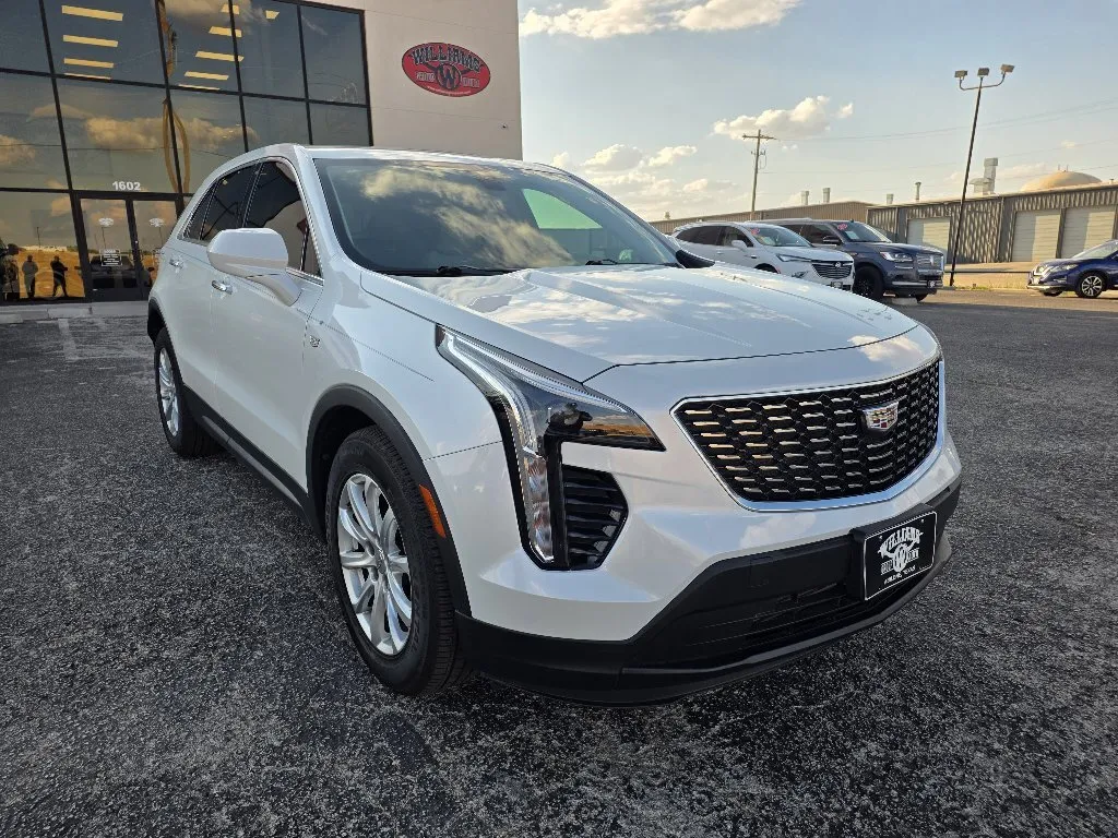 White 2019 CADILLAC XT4 LUXURY for sale in Abilene, TX
