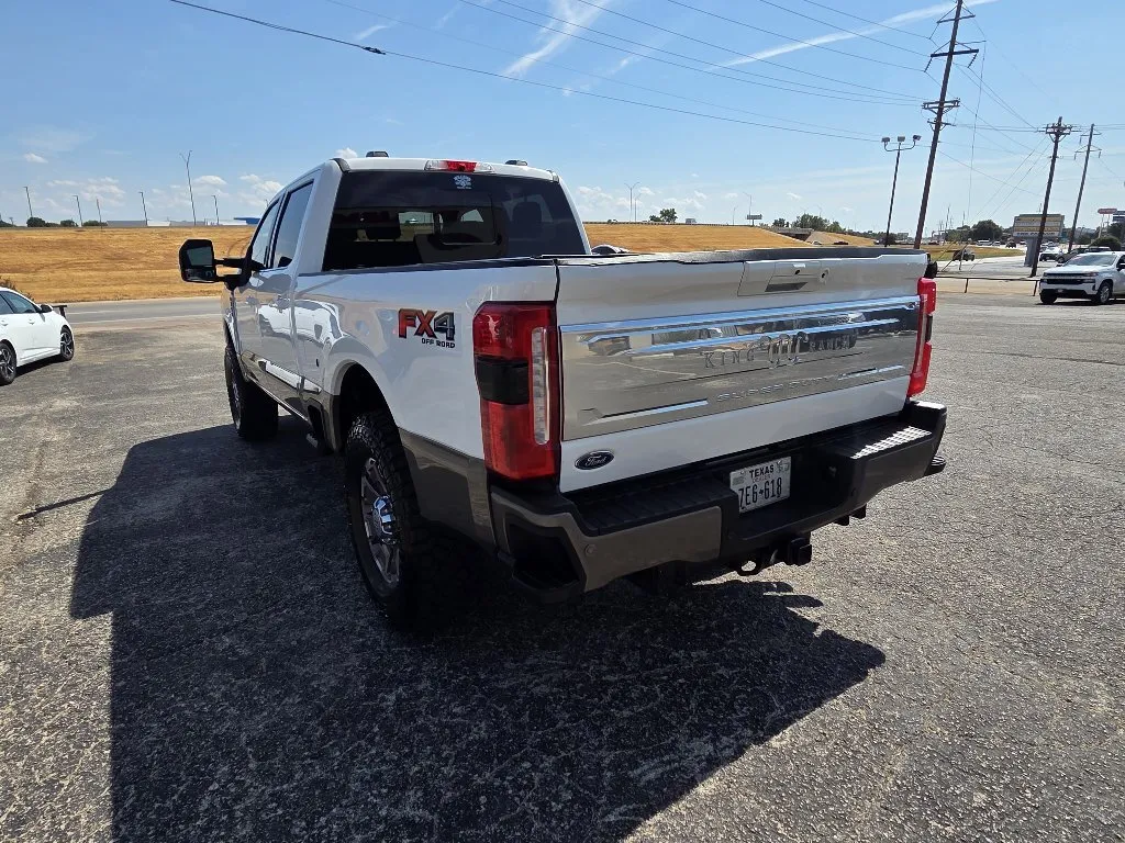 Ford F-250 photo 5