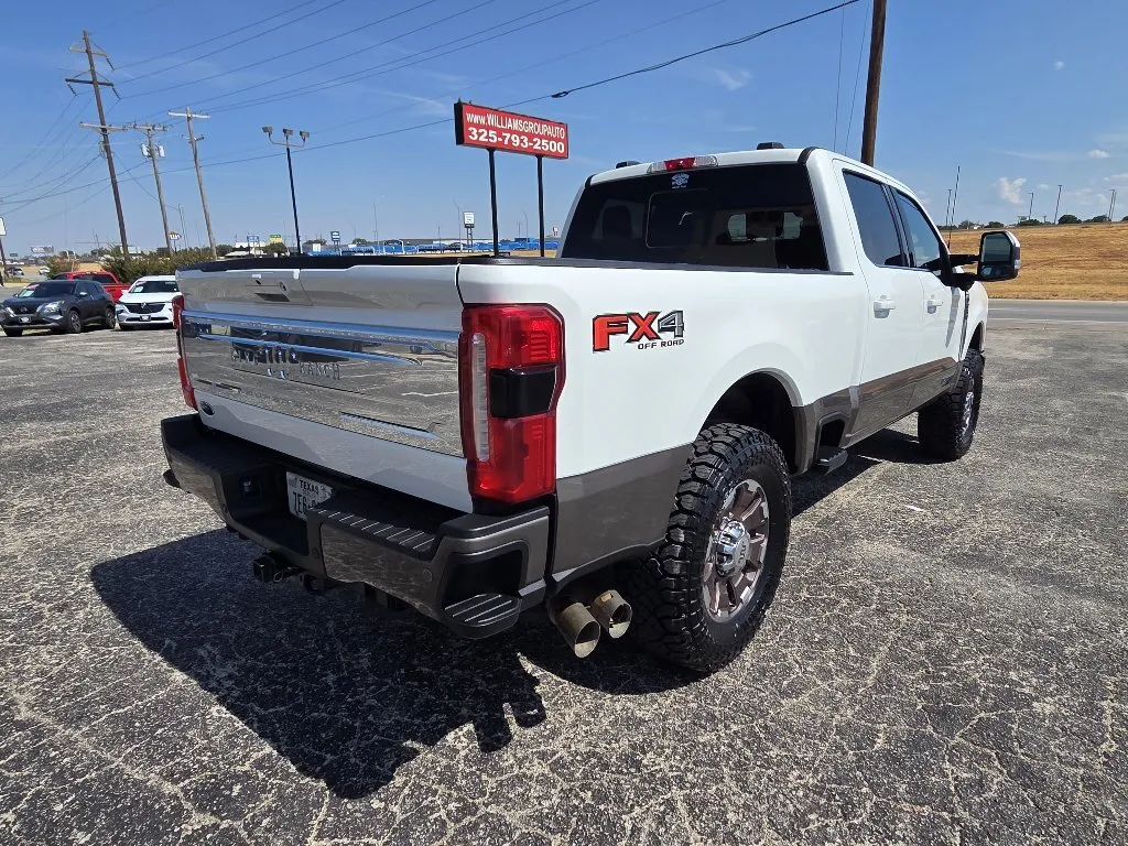 Ford F-250 photo 7