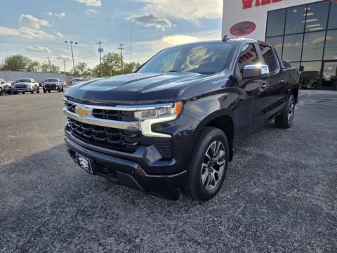 Photos of 2022 CHEVROLET SILVERADO 1500 LT-L for sale in Abilene, TX at Williams Group Auto