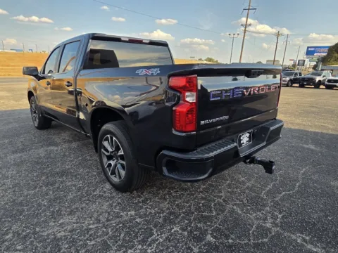More photos of 2022 CHEVROLET SILVERADO 1500 LT-L at Williams Group Auto, TX
