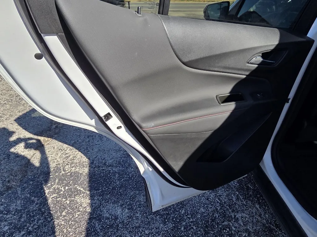 Chevrolet Equinox photo 12