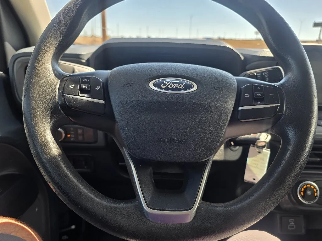 Ford Maverick photo 22