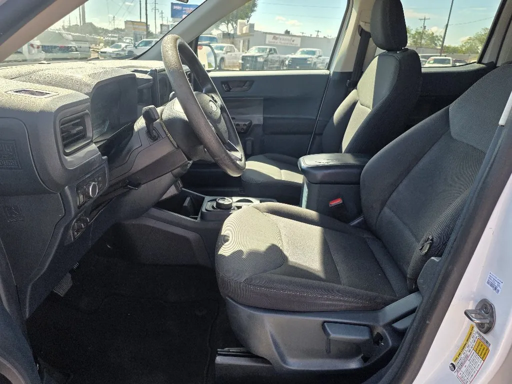 Ford Maverick photo 11