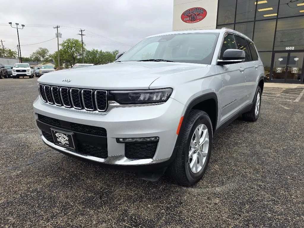 Jeep Grand Cherokee photo 3