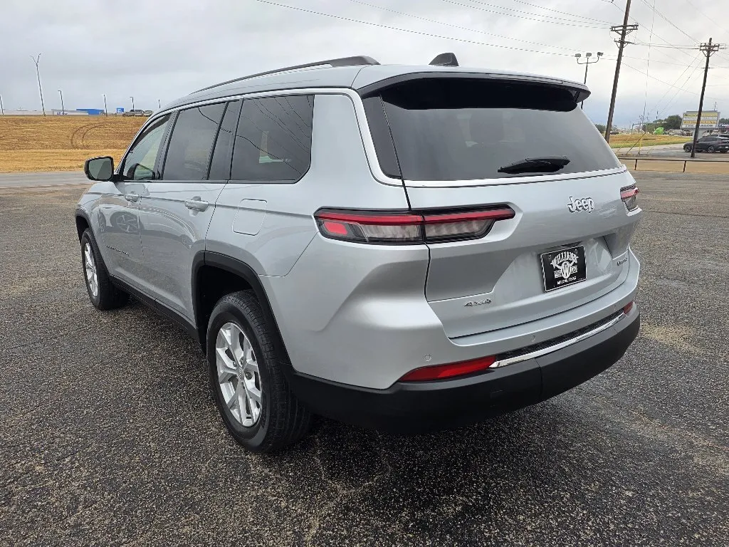 Jeep Grand Cherokee photo 5