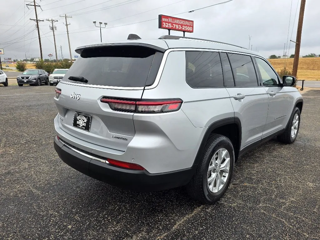 Jeep Grand Cherokee photo 7