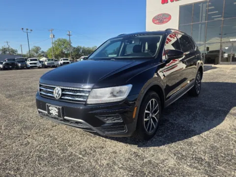 Another view of 2018 VOLKSWAGEN TIGUAN SE for sale in Abilene, TX at Williams Group Auto