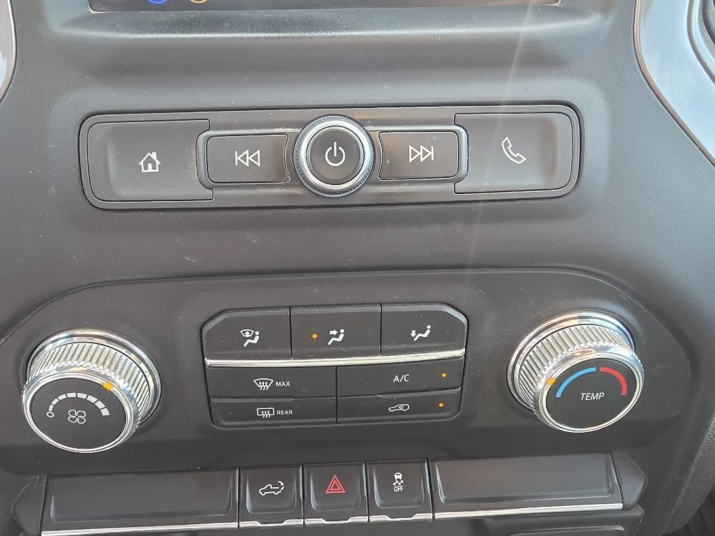 GMC Sierra photo 20