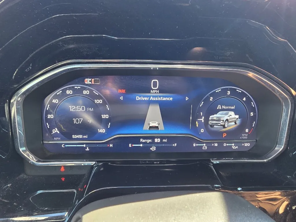 Chevrolet Silverado photo 18