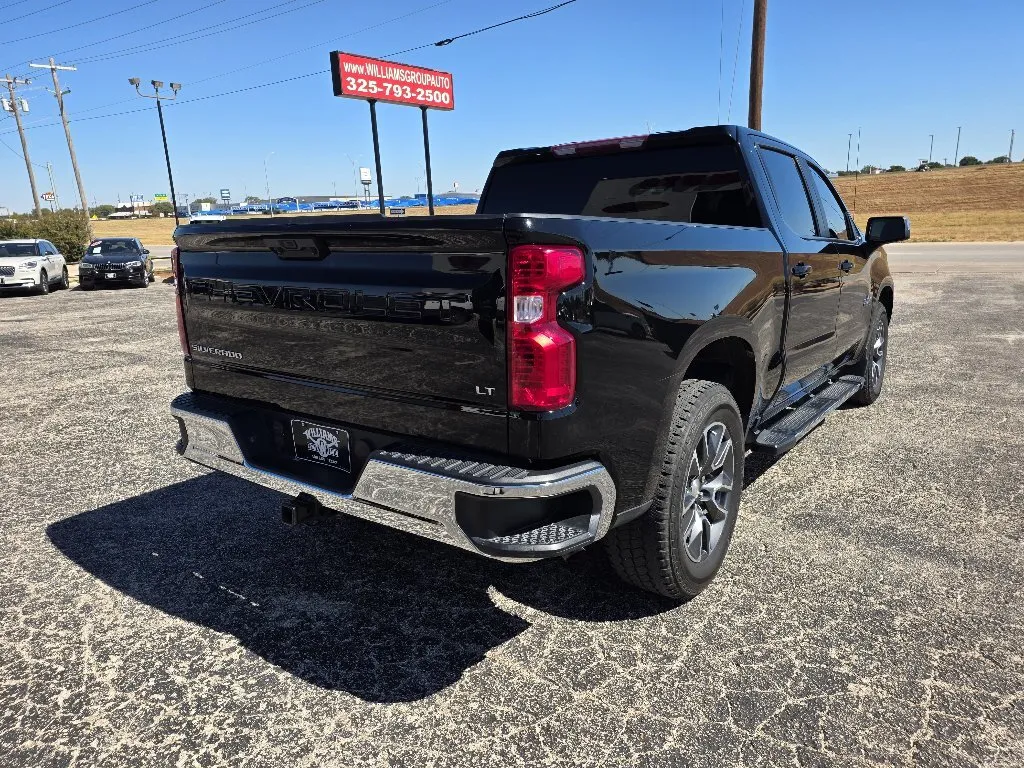 Chevrolet Silverado photo 7