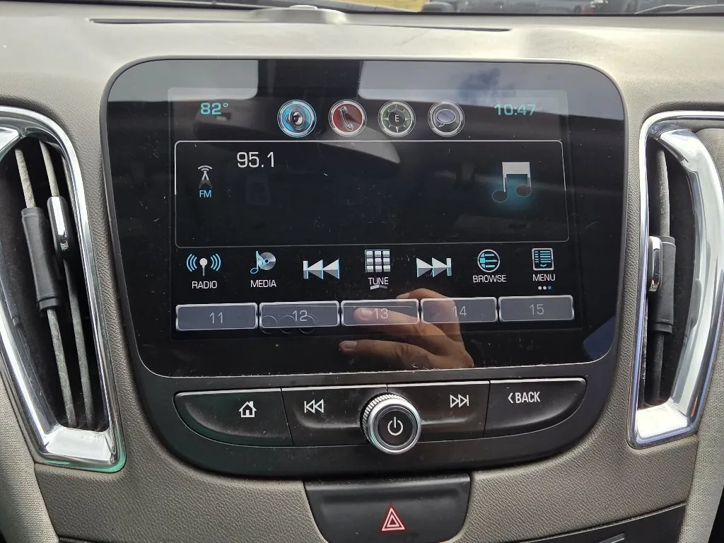 Chevrolet Malibu photo 19