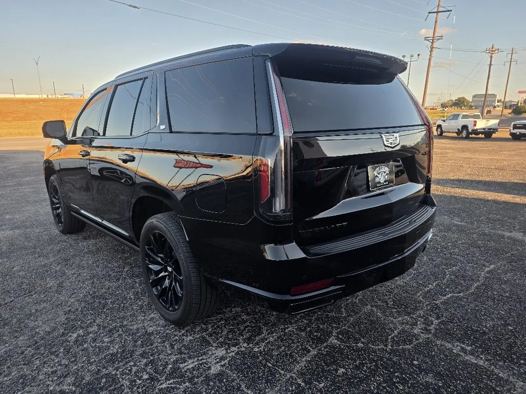 Cadillac Escalade photo 5