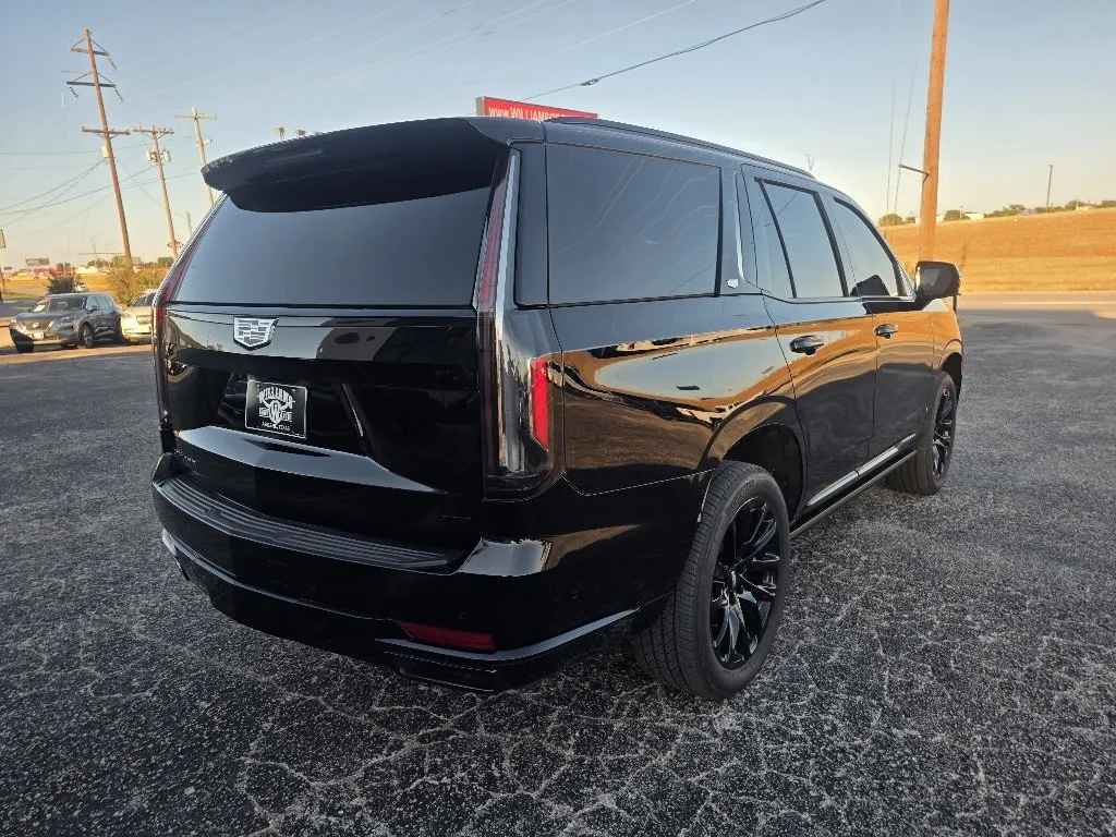 Cadillac Escalade photo 7