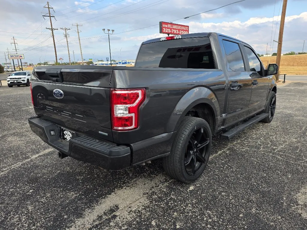 Ford F-150 photo 7