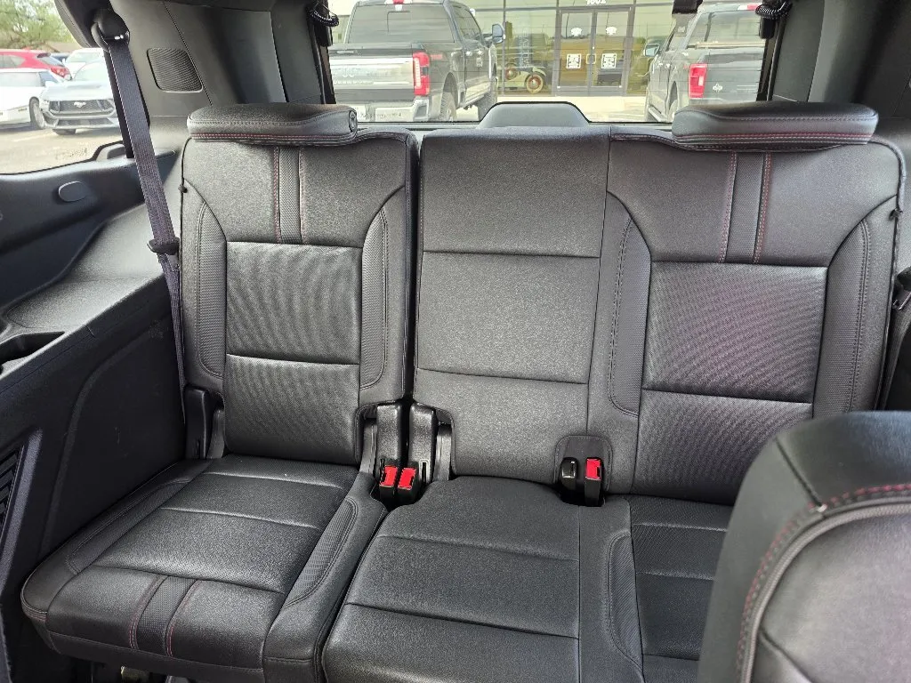 Chevrolet Tahoe photo 14