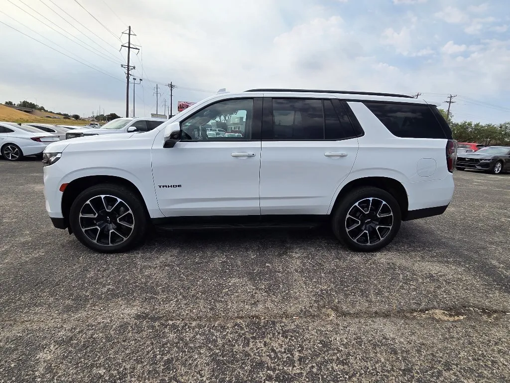 Chevrolet Tahoe photo 4