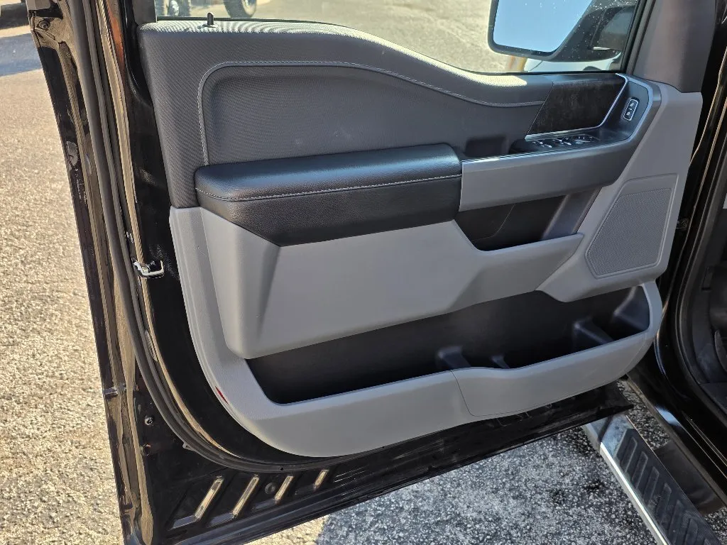 Ford F-150 photo 10
