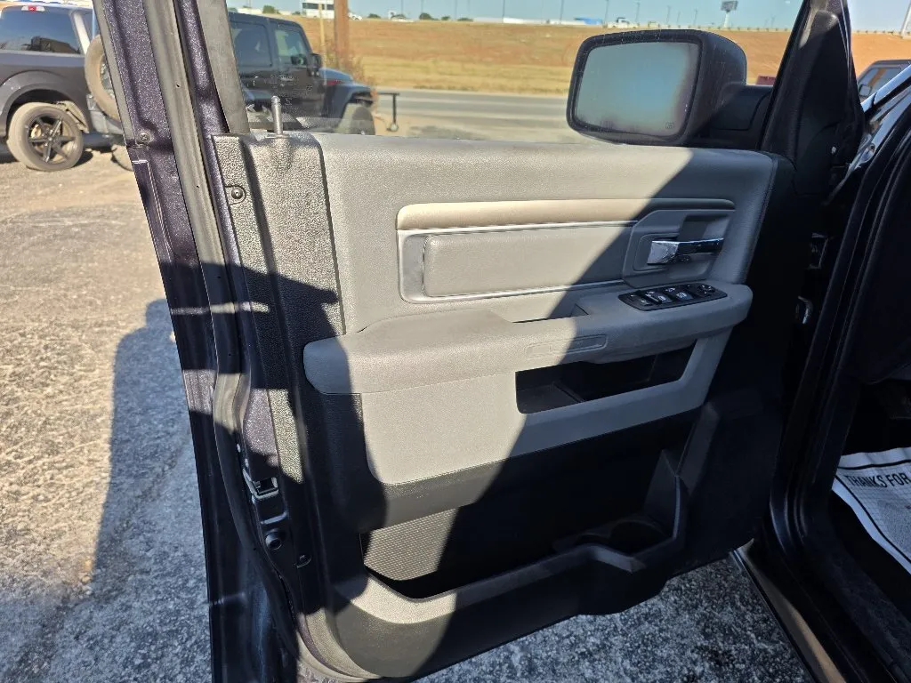 Ram 1500 photo 9