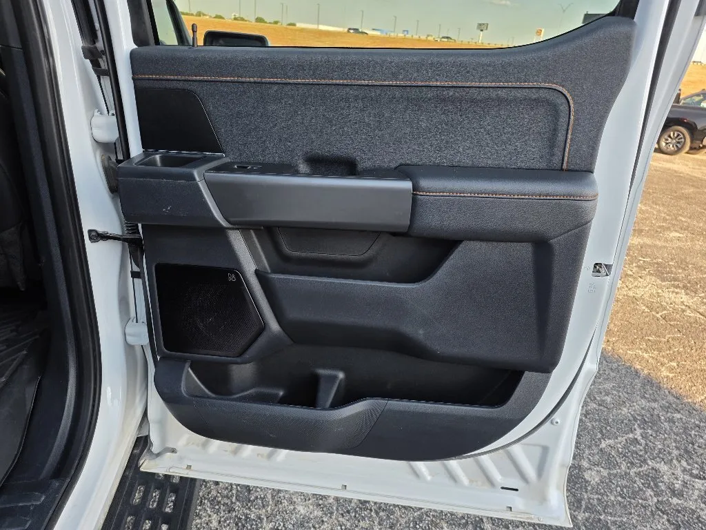 Ford F-150 photo 14