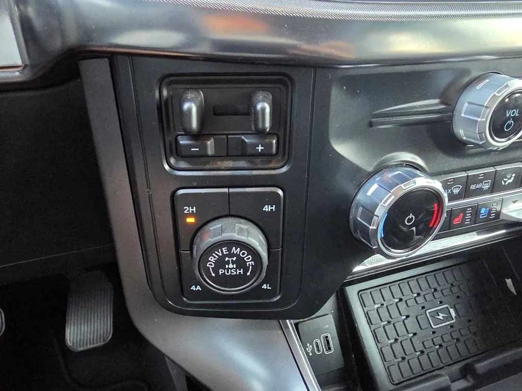 Ford F-150 photo 21