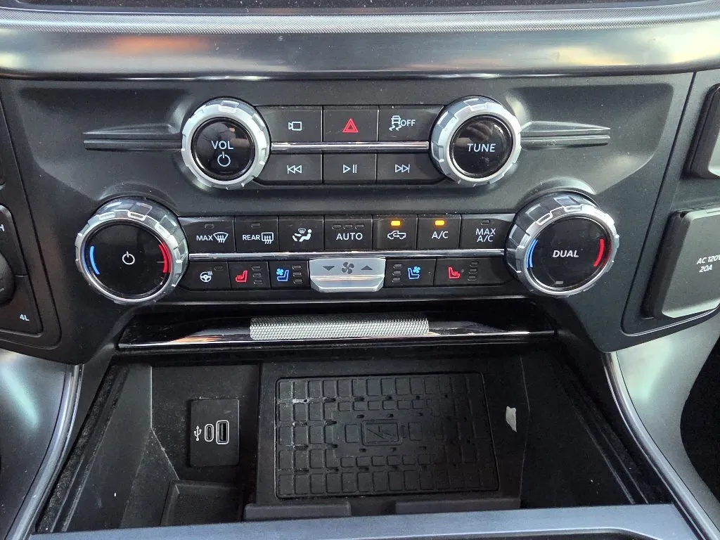 Ford F-150 photo 20