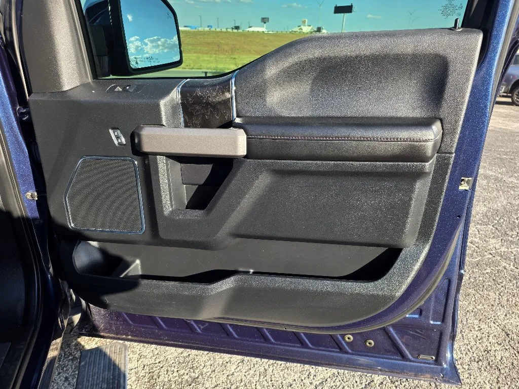 Ford F-150 photo 16