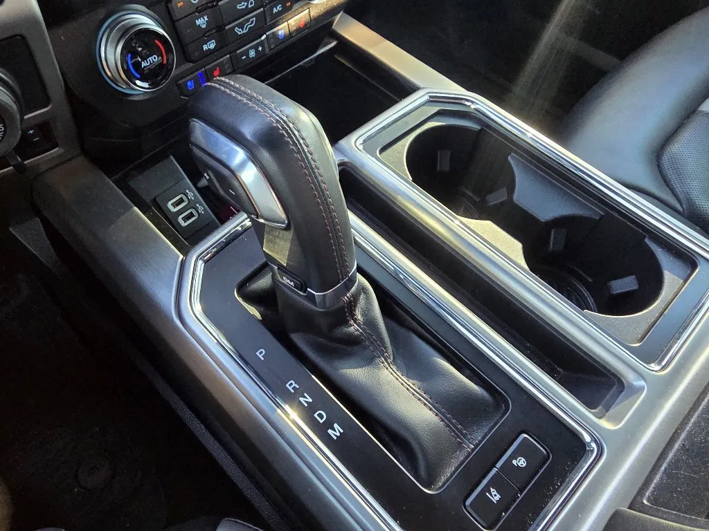 Ford F-150 photo 21