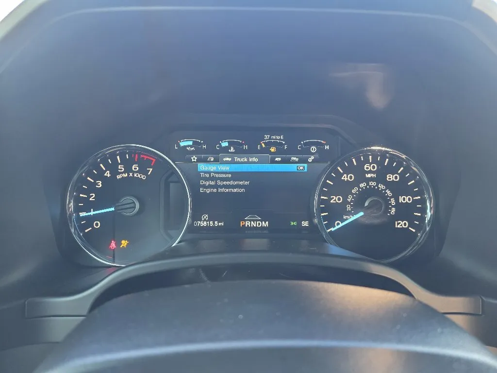 Ford F-150 photo 18