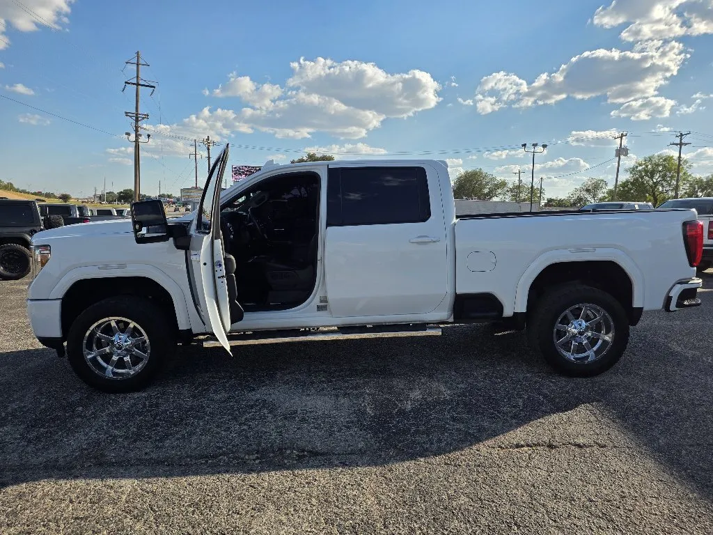 GMC Sierra photo 9