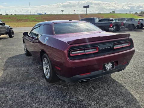 More photos of 2018 DODGE CHALLENGER SXT at Williams Group Auto, TX