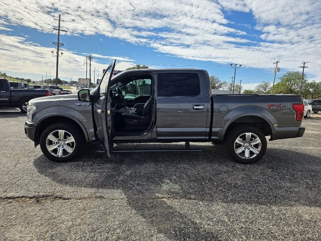 Ford F-150 photo 9
