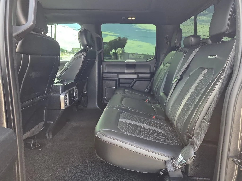 Ford F-150 photo 13