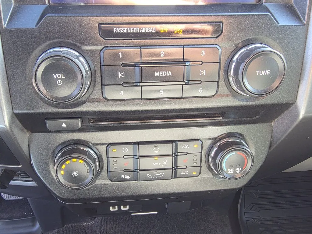 Ford F-150 photo 20